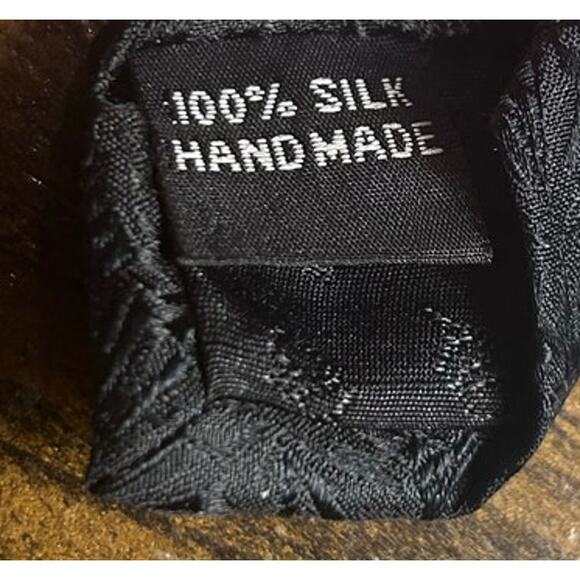 ⭐️‎ Harve Bernard 100% Silk Handmade Black Neck Tie Men's Formal Stylish Vintage - Picture 5 of 7